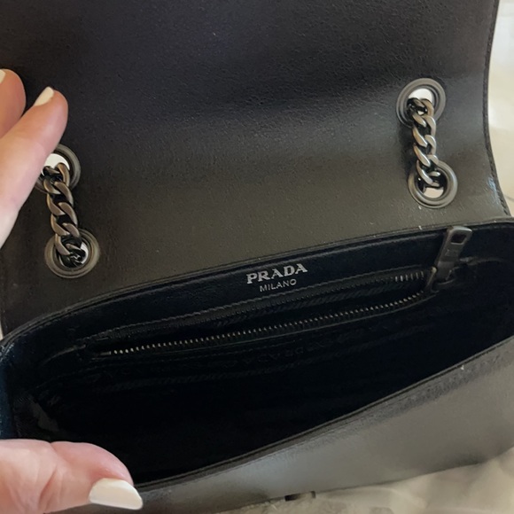 New Authentic Prada - Picture 7 of 10